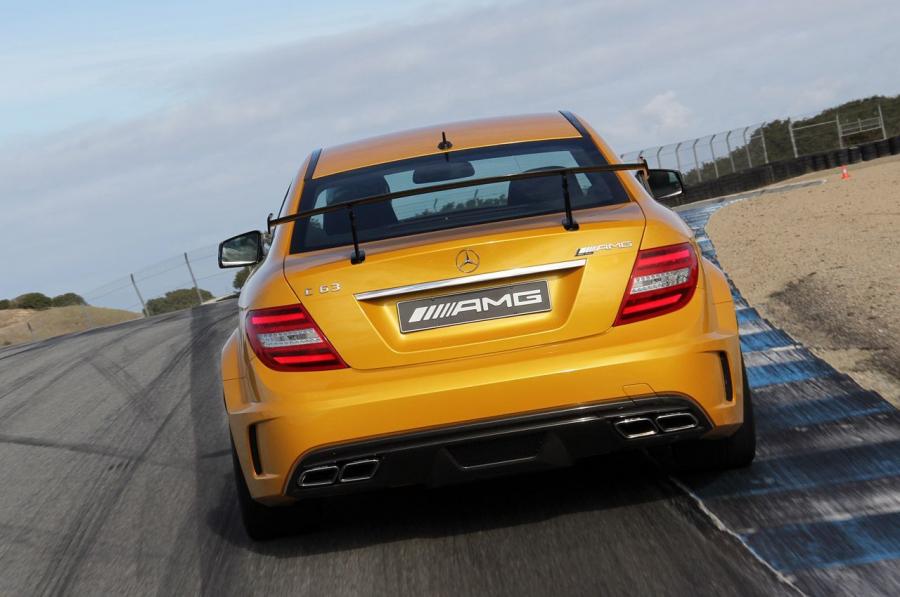  Mercedes-Benz C63 AMG Coupe Black Series 2012 года  (фото 45 из 66)